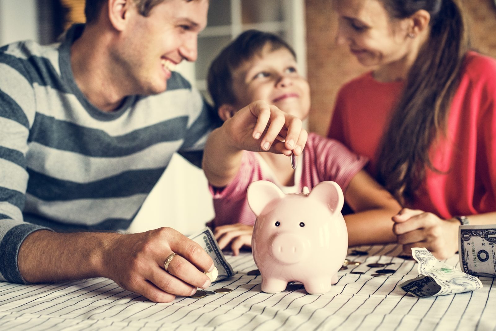 5 Tips to Get Your Kids Excited About Saving